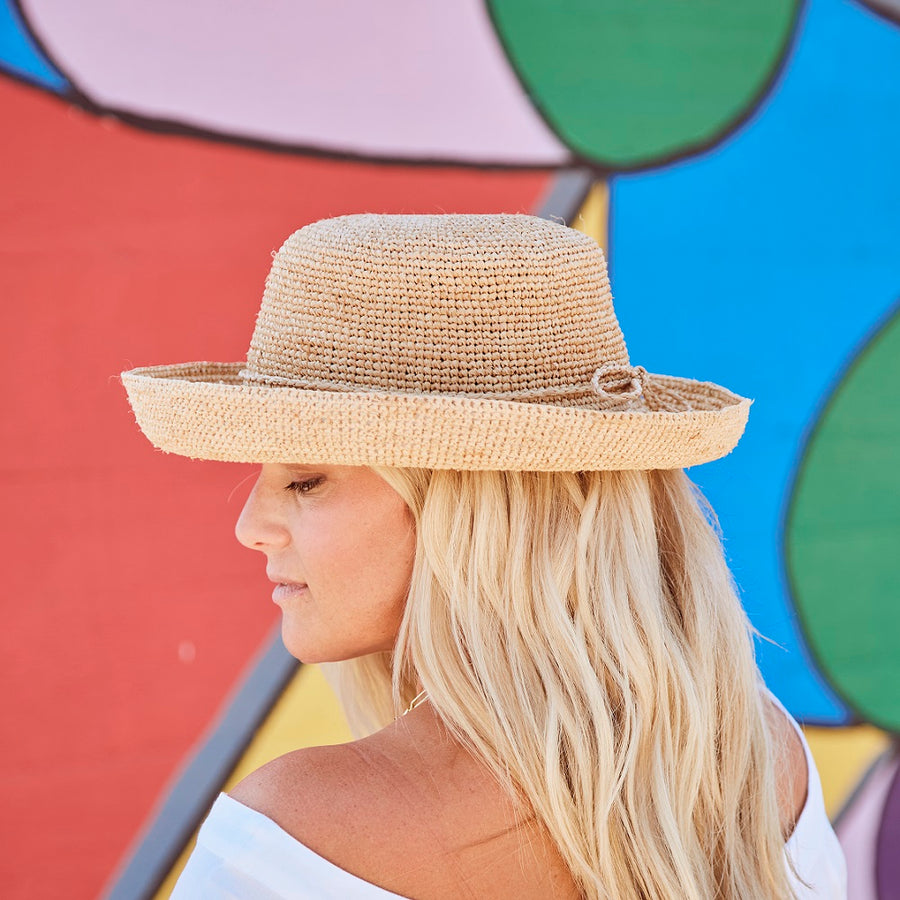 Scala Straw Round Crown Destin Tenth Street Hats